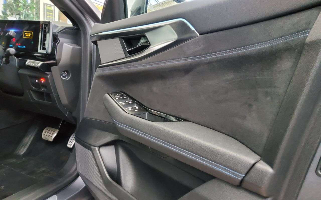 2023 RENAULT AUSTRAL 2023 RENAULT AUSTRAL