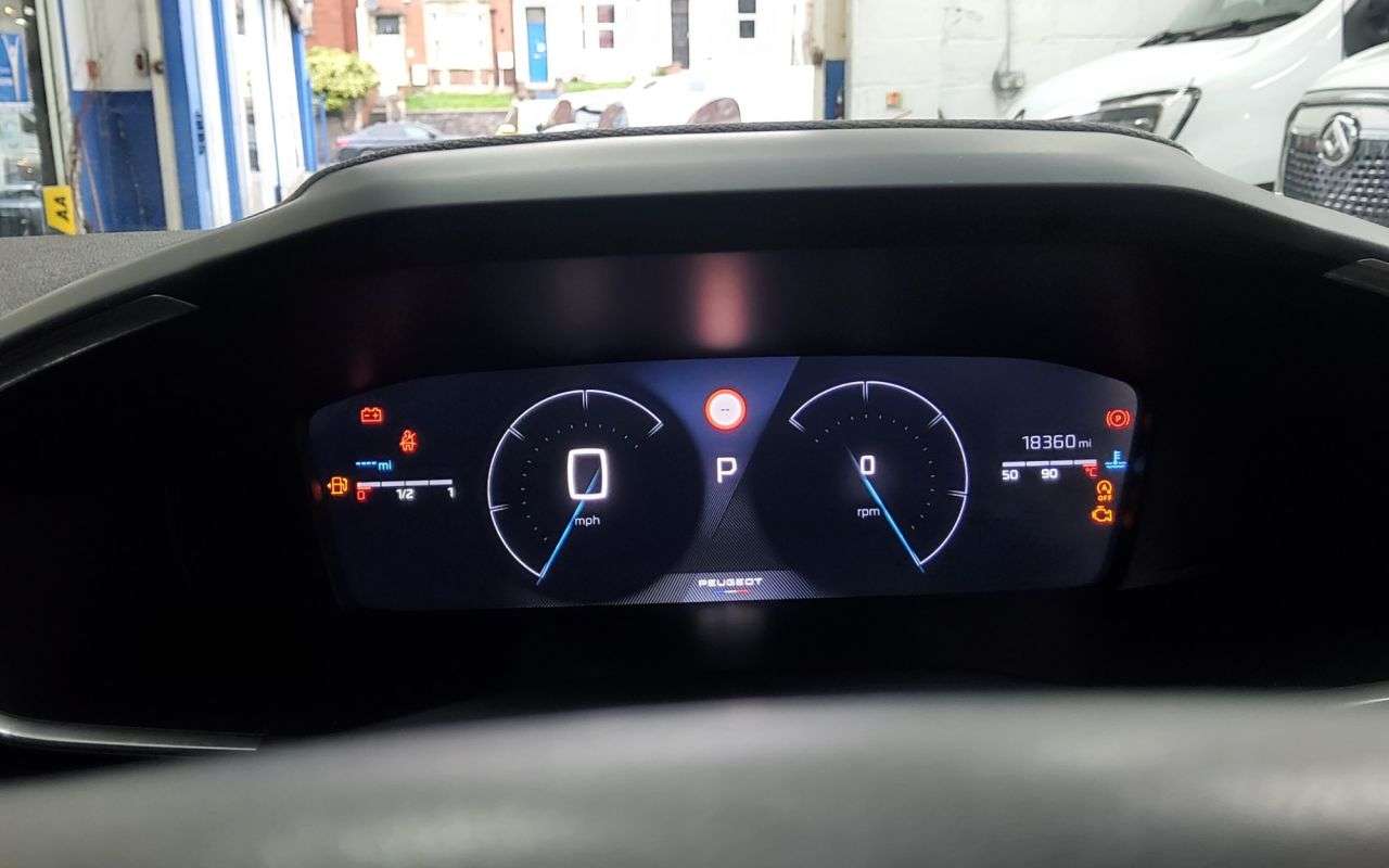 2024 PEUGEOT 2008 2024 PEUGEOT 2008