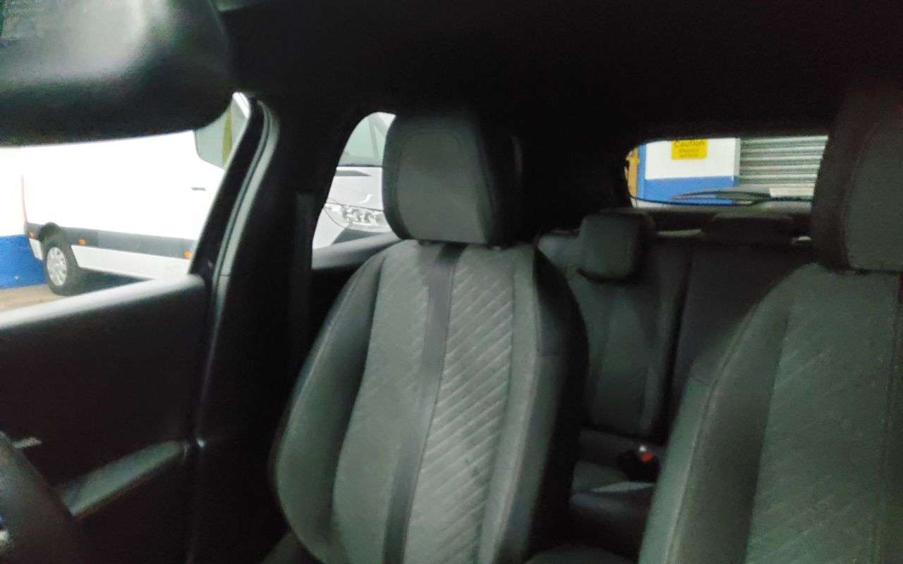 2024 PEUGEOT 2008 2024 PEUGEOT 2008