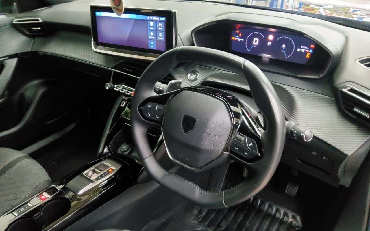 2024 PEUGEOT 2008 2024 PEUGEOT 2008