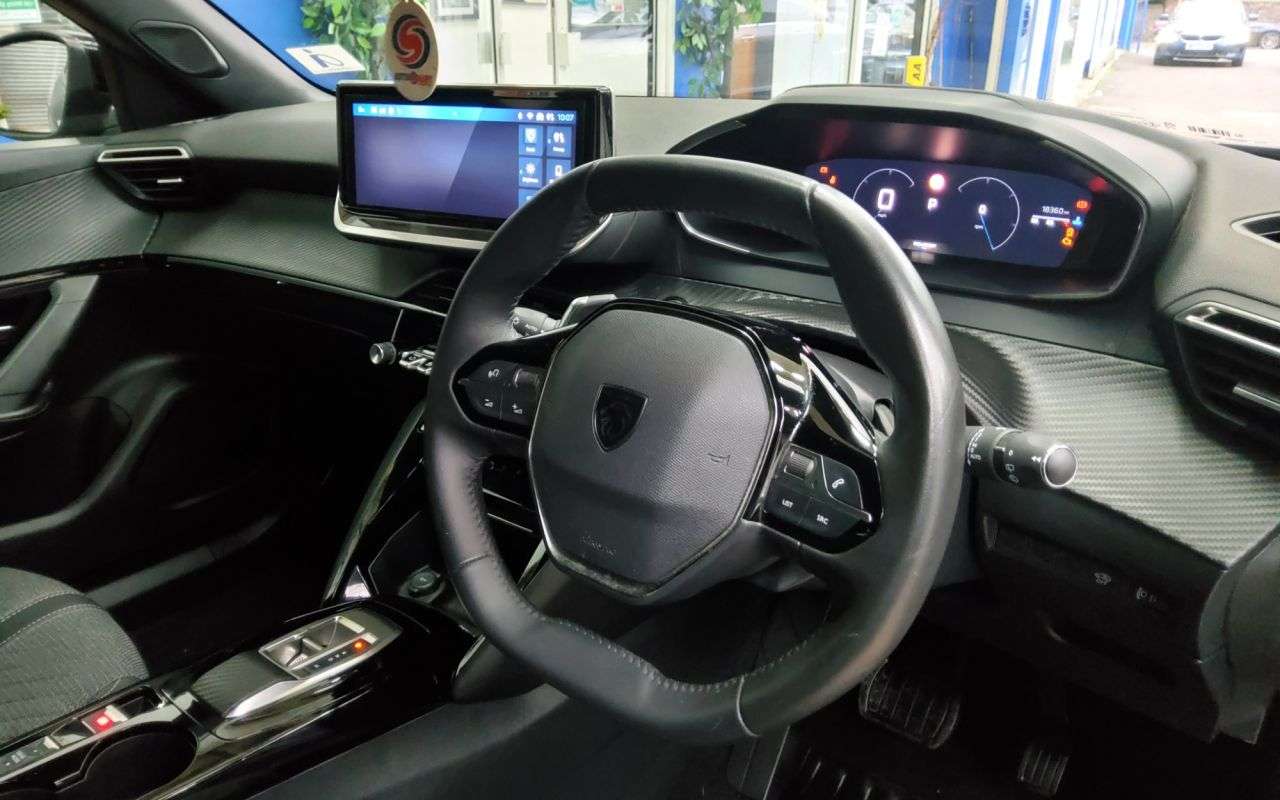 2024 PEUGEOT 2008 2024 PEUGEOT 2008