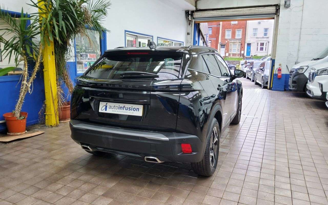 2024 PEUGEOT 2008 2024 PEUGEOT 2008