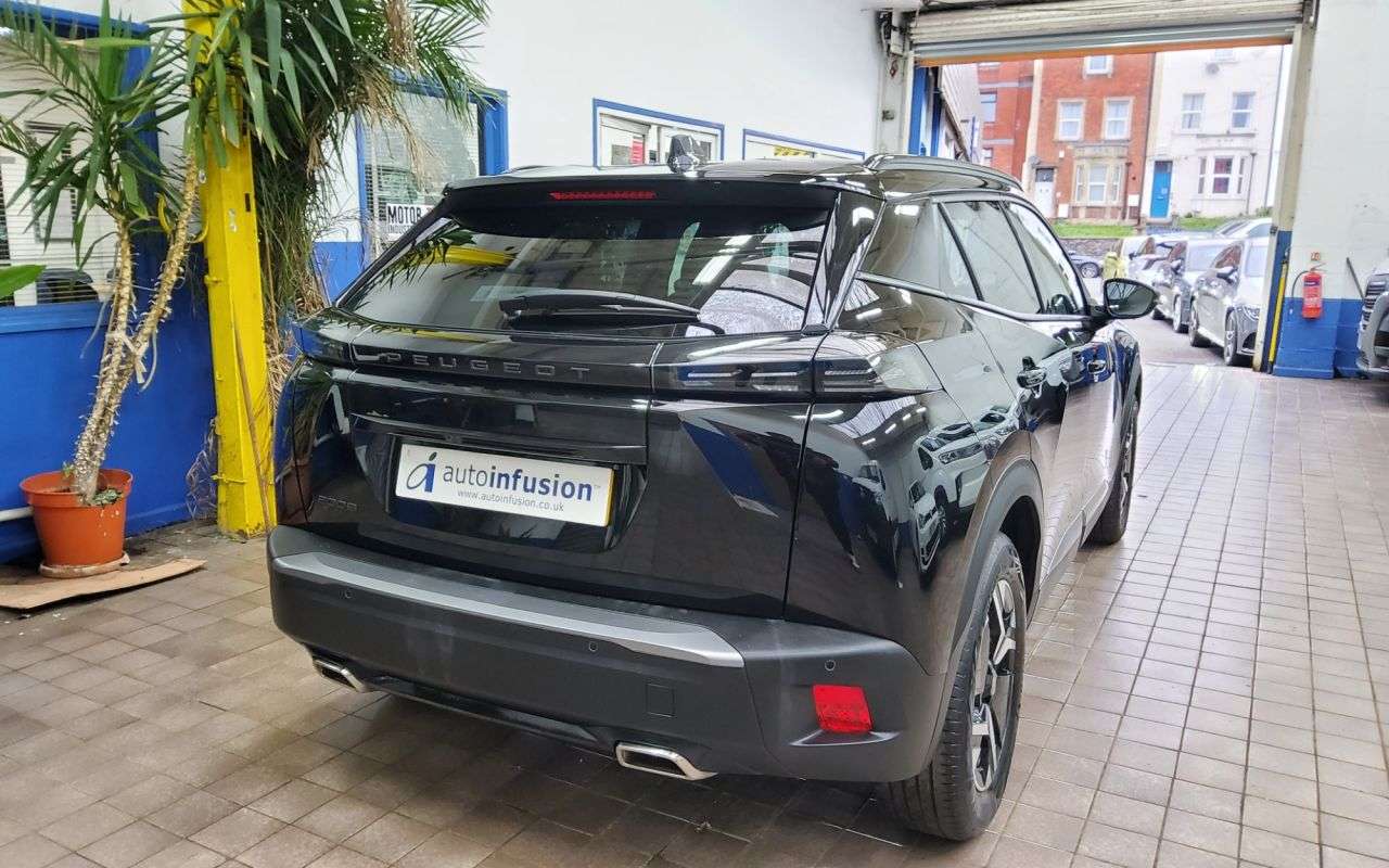 2024 PEUGEOT 2008 2024 PEUGEOT 2008