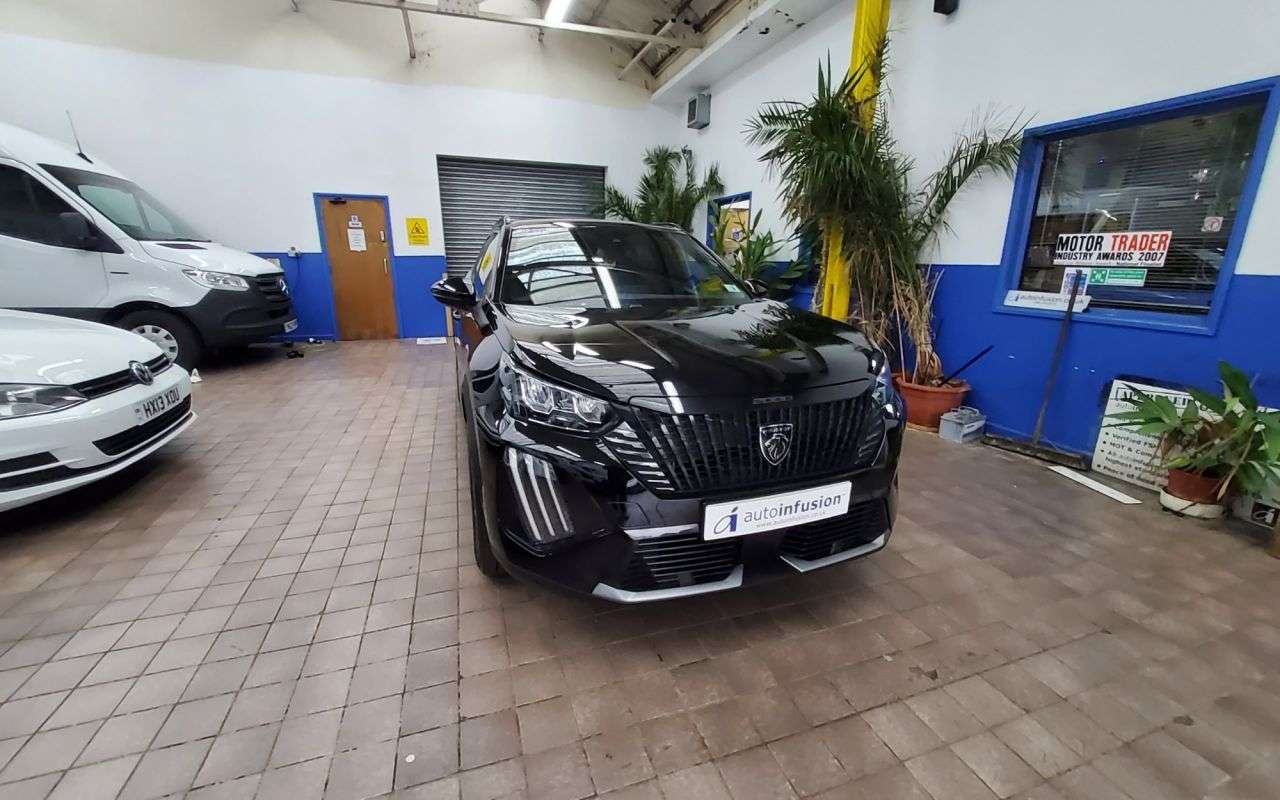 2024 PEUGEOT 2008 2024 PEUGEOT 2008