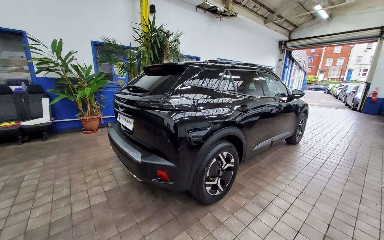 2024 PEUGEOT 2008 2024 PEUGEOT 2008