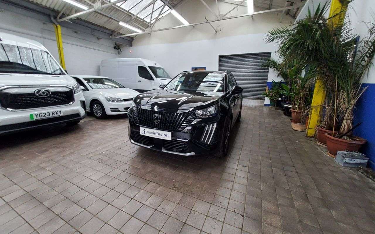 2024 PEUGEOT 2008 2024 PEUGEOT 2008