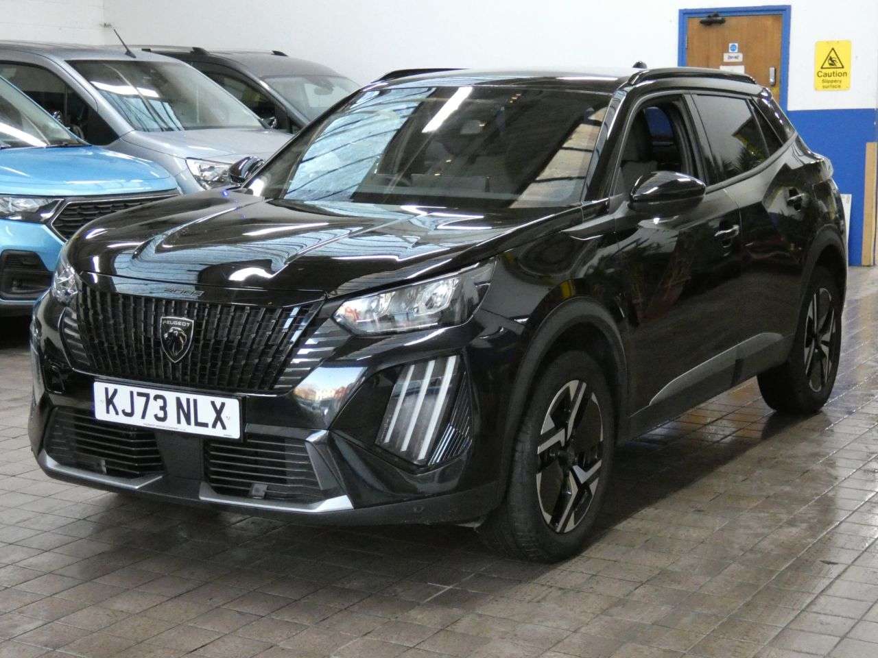 2024 PEUGEOT 2008 2024 PEUGEOT 2008