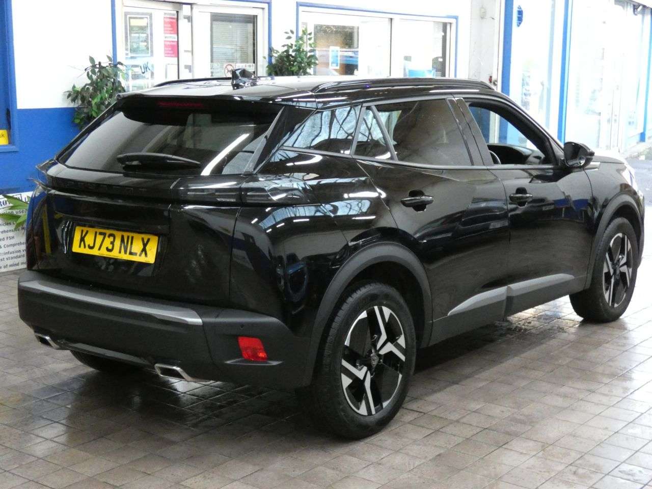 2024 PEUGEOT 2008 2024 PEUGEOT 2008