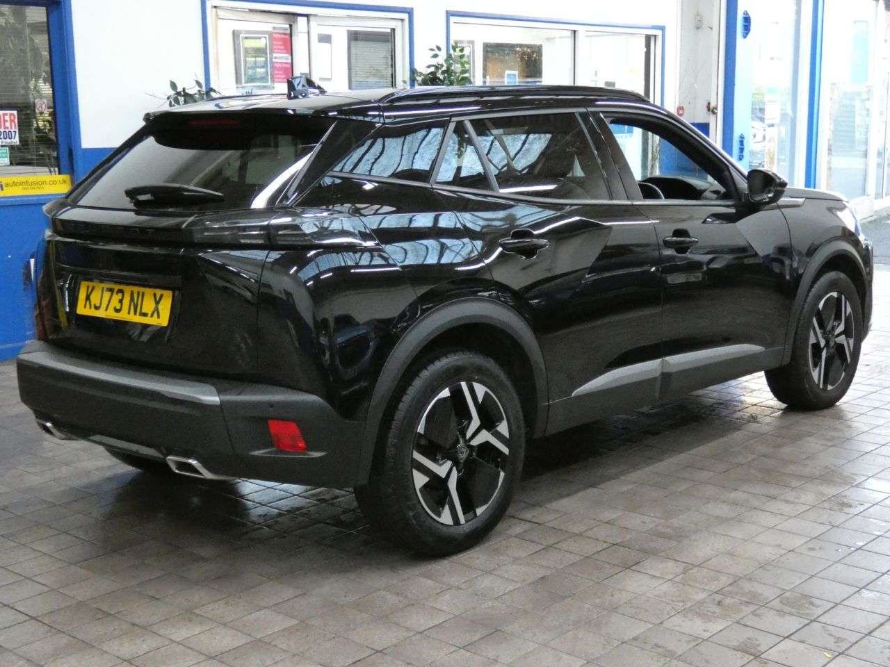 2024 PEUGEOT 2008 2024 PEUGEOT 2008