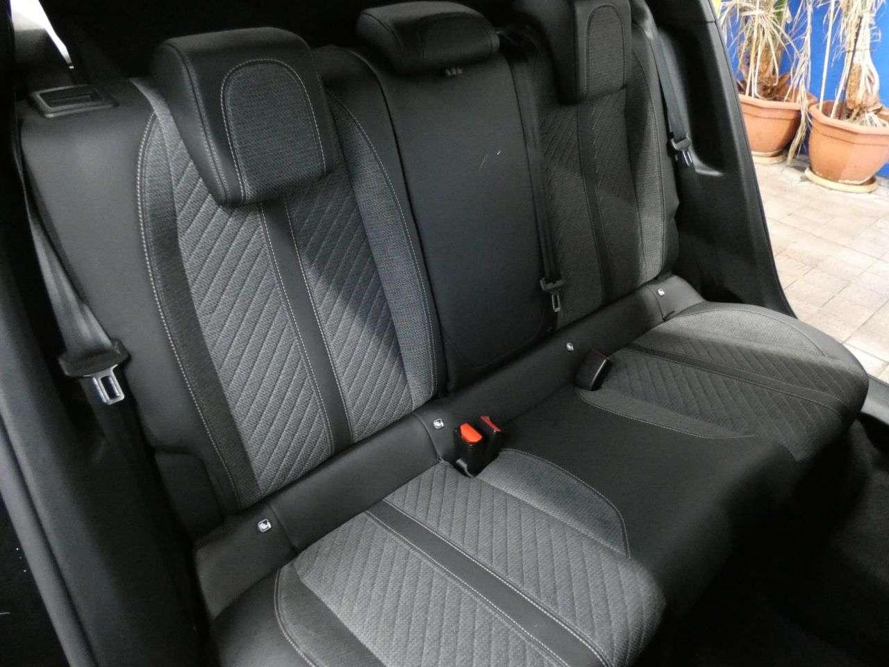 2024 PEUGEOT 2008 2024 PEUGEOT 2008