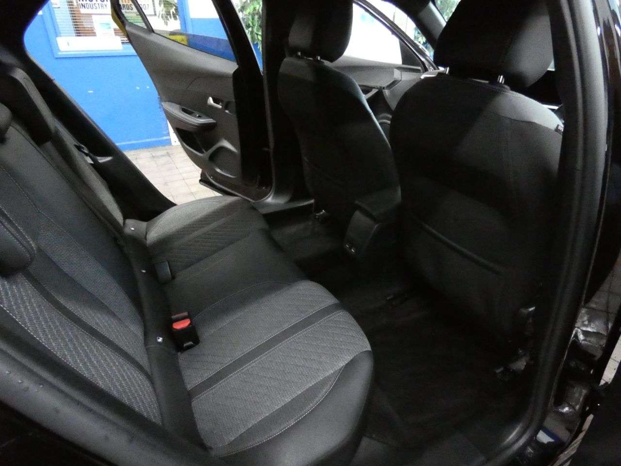 2024 PEUGEOT 2008 2024 PEUGEOT 2008