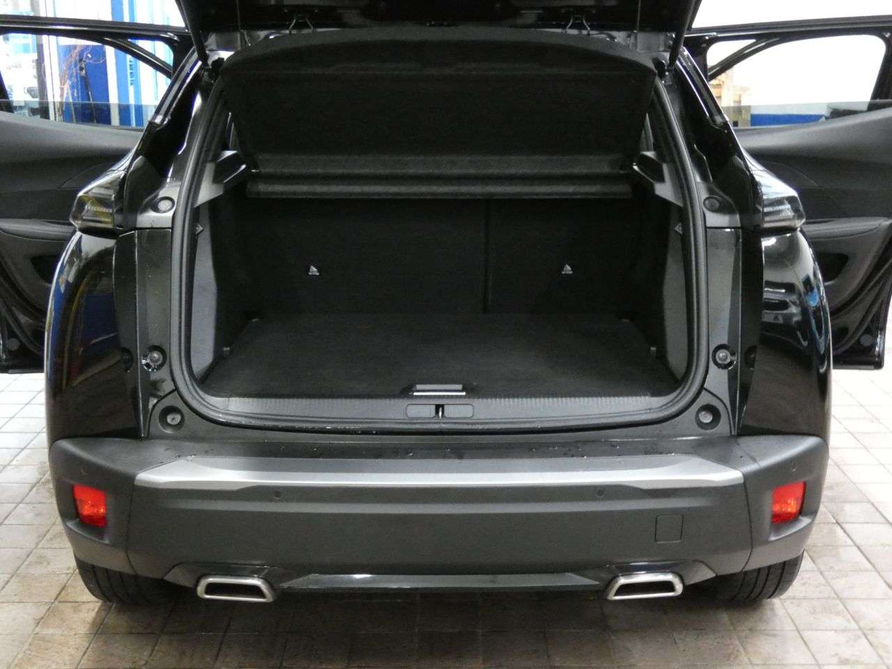 2024 PEUGEOT 2008 2024 PEUGEOT 2008