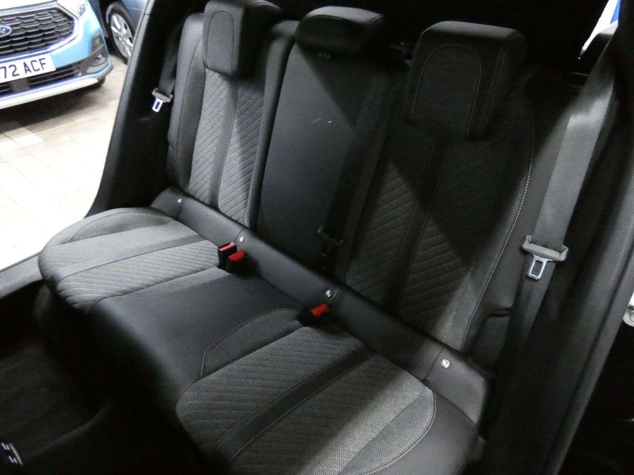 2024 PEUGEOT 2008 2024 PEUGEOT 2008