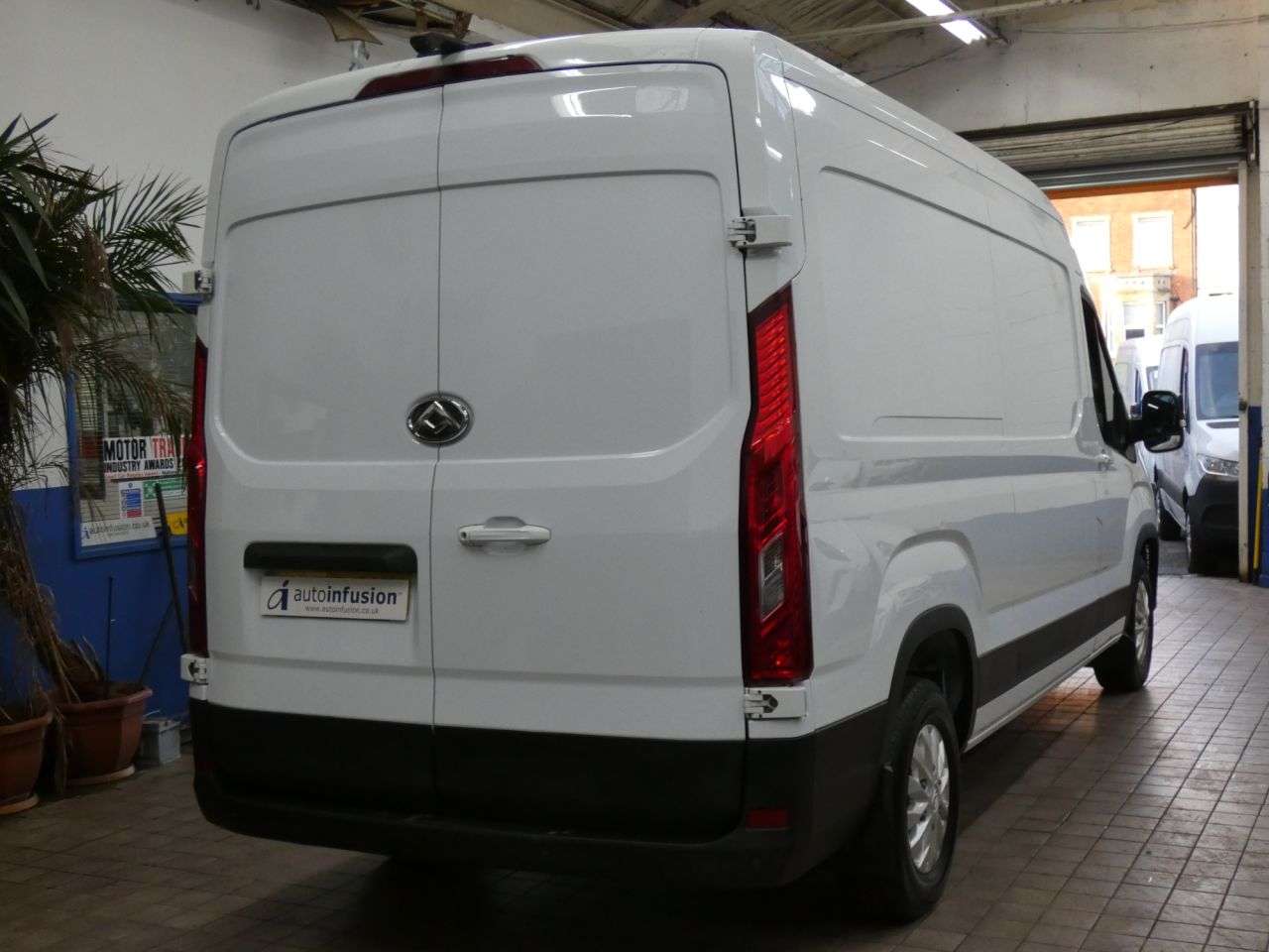 2022 MAXUS EDELIVER 9 2022 MAXUS EDELIVER 9