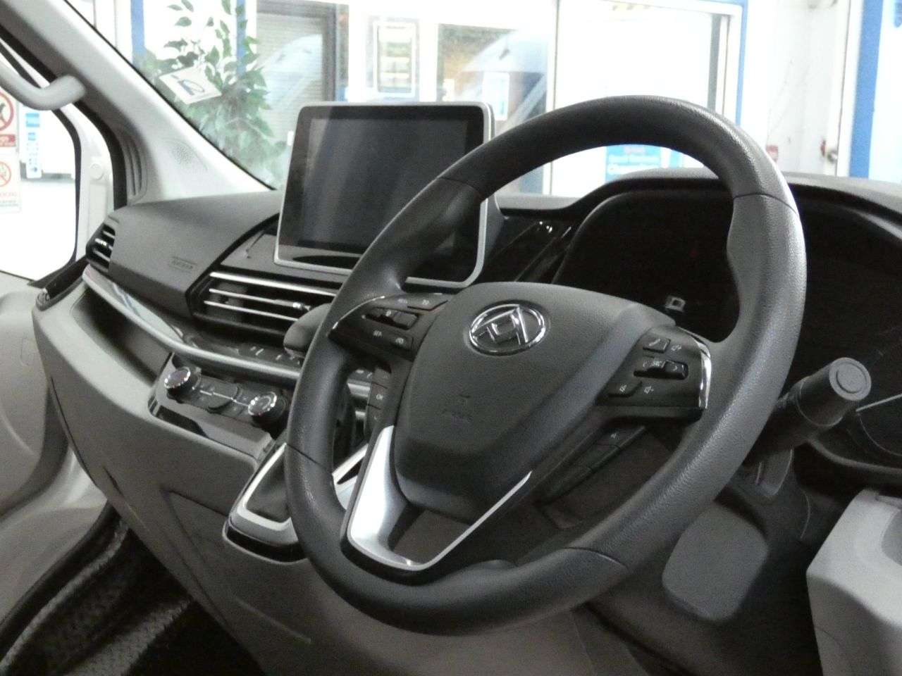 2022 MAXUS EDELIVER 9 2022 MAXUS EDELIVER 9