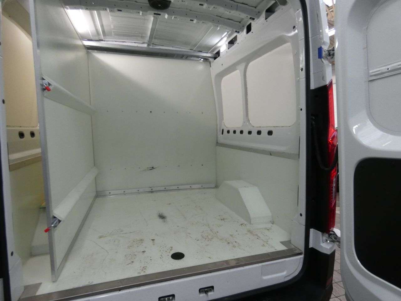 2022 MAXUS EDELIVER 9 2022 MAXUS EDELIVER 9