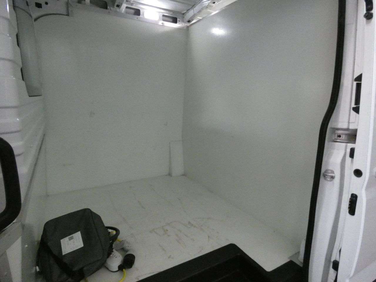 2022 MAXUS EDELIVER 9 2022 MAXUS EDELIVER 9