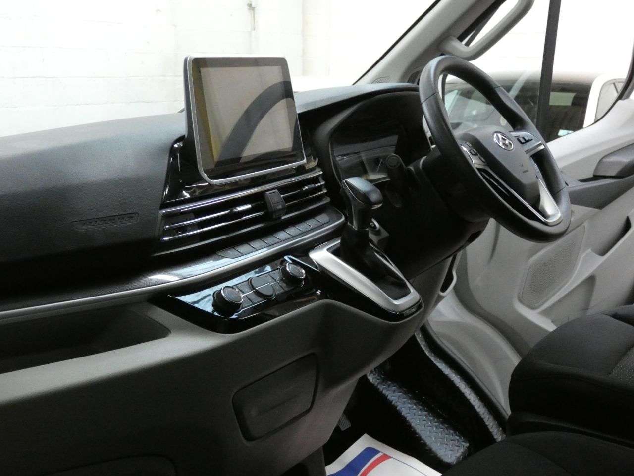 2022 MAXUS EDELIVER 9 2022 MAXUS EDELIVER 9