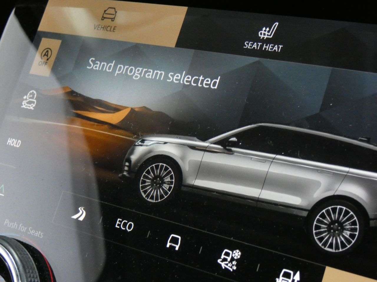 2022 LAND ROVER RANGE ROVER VELAR 2022 LAND ROVER RANGE ROVER VELAR