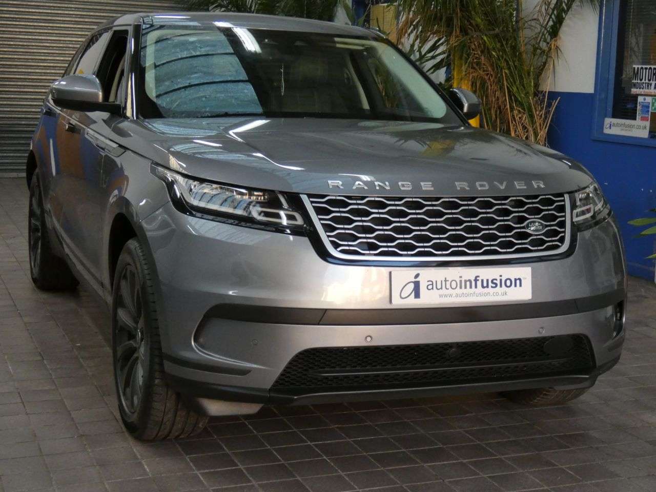 2022 LAND ROVER RANGE ROVER VELAR 2022 LAND ROVER RANGE ROVER VELAR