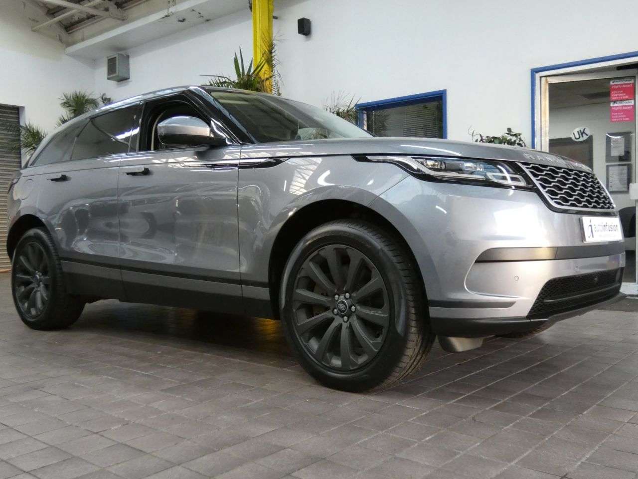 2022 LAND ROVER RANGE ROVER VELAR 2022 LAND ROVER RANGE ROVER VELAR