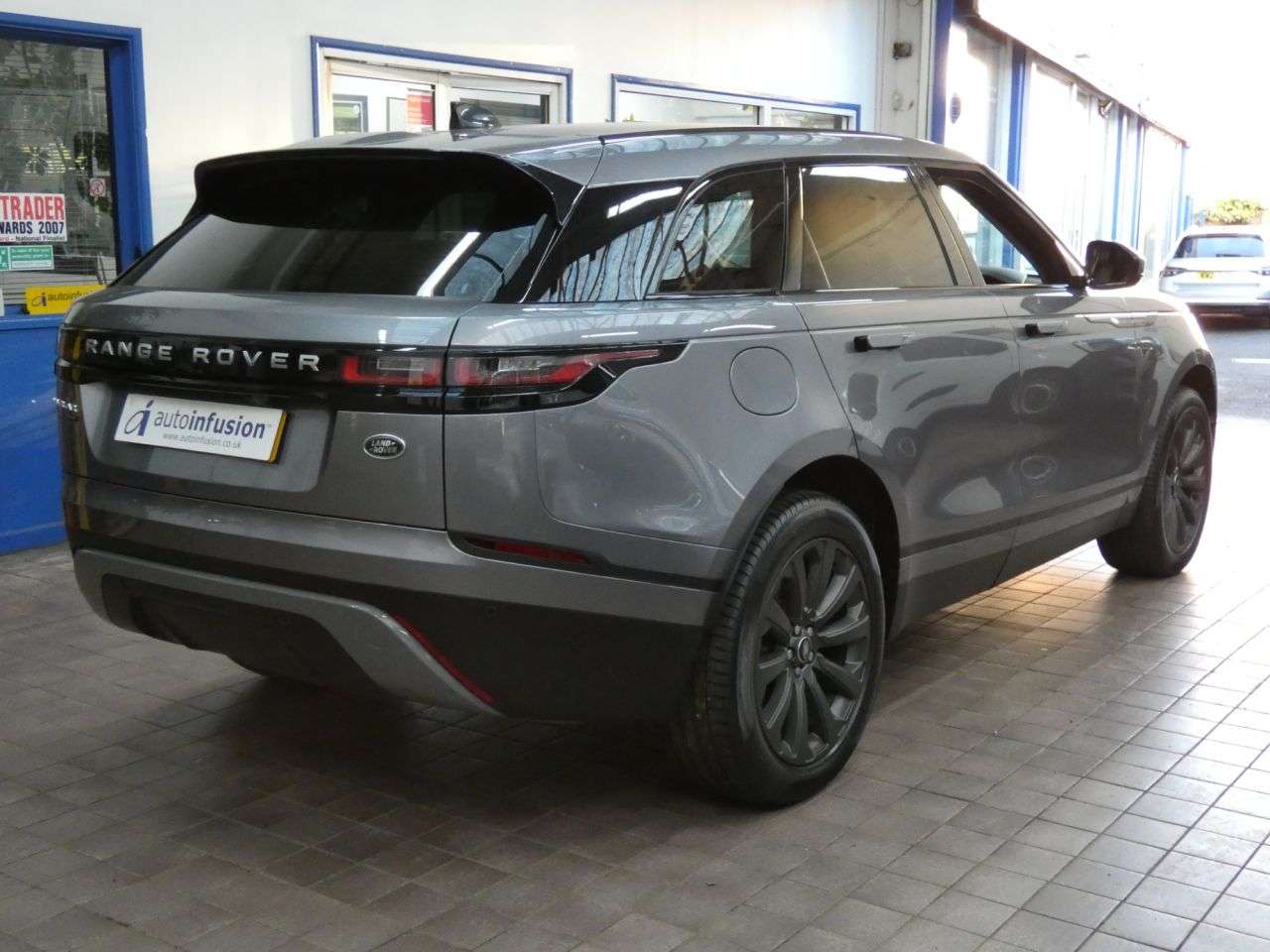 2022 LAND ROVER RANGE ROVER VELAR 2022 LAND ROVER RANGE ROVER VELAR