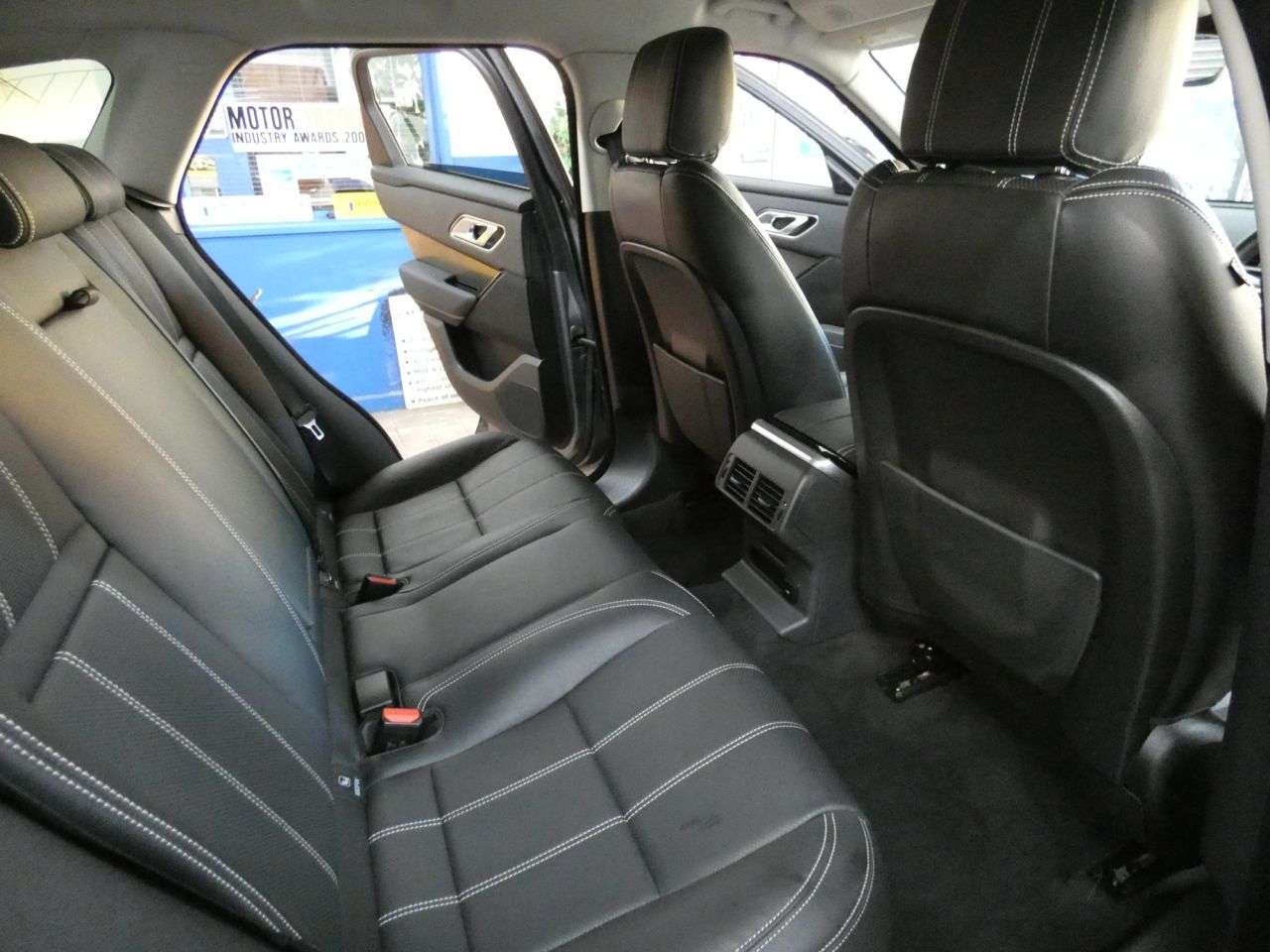 2022 LAND ROVER RANGE ROVER VELAR 2022 LAND ROVER RANGE ROVER VELAR