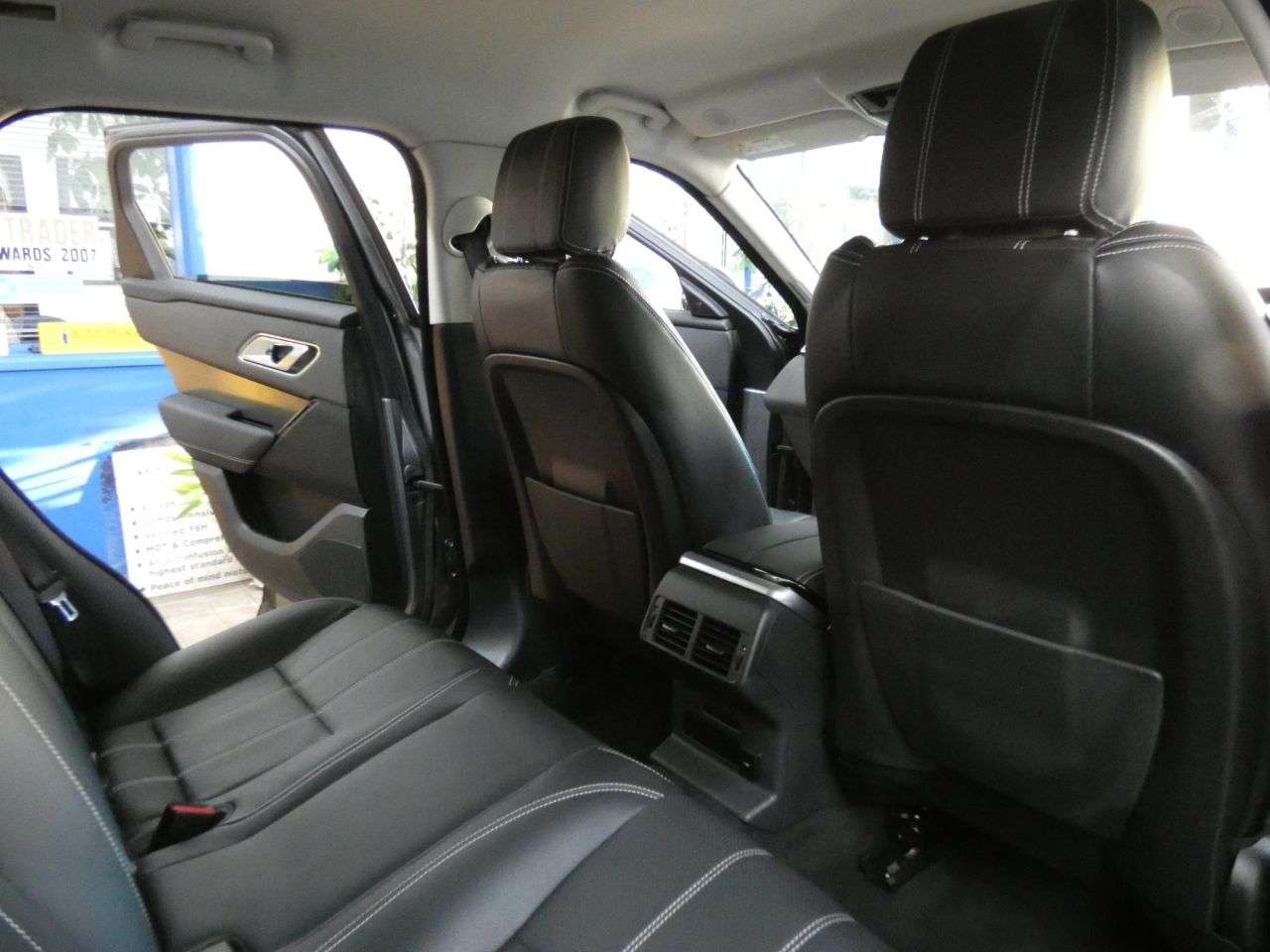 2022 LAND ROVER RANGE ROVER VELAR 2022 LAND ROVER RANGE ROVER VELAR