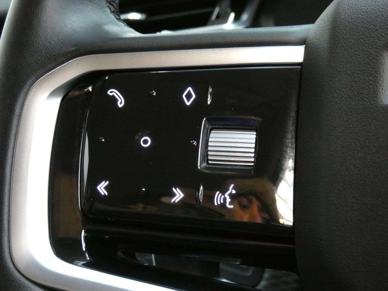 2022 LAND ROVER RANGE ROVER VELAR 2022 LAND ROVER RANGE ROVER VELAR