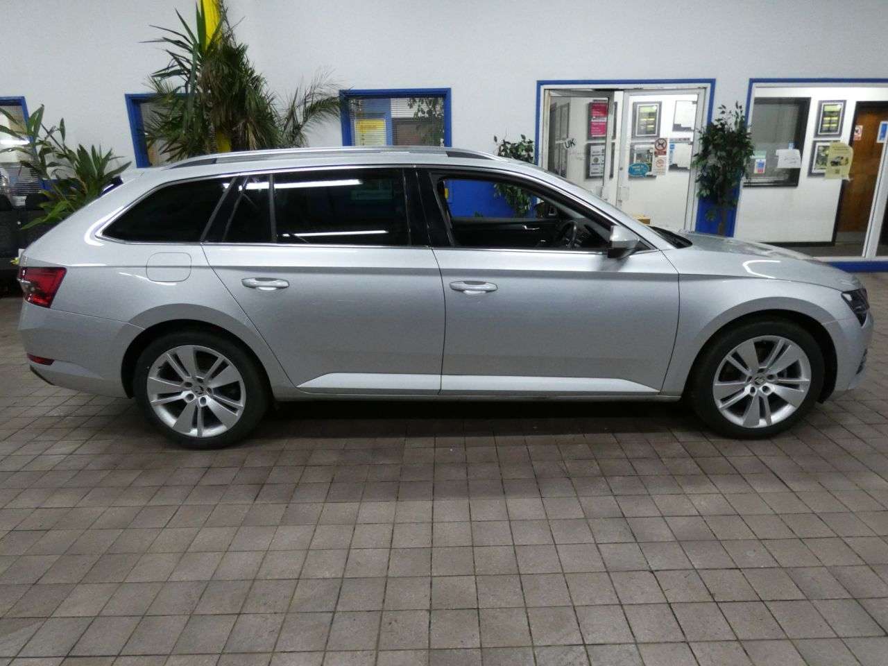 2021 SKODA SUPERB 2021 SKODA SUPERB