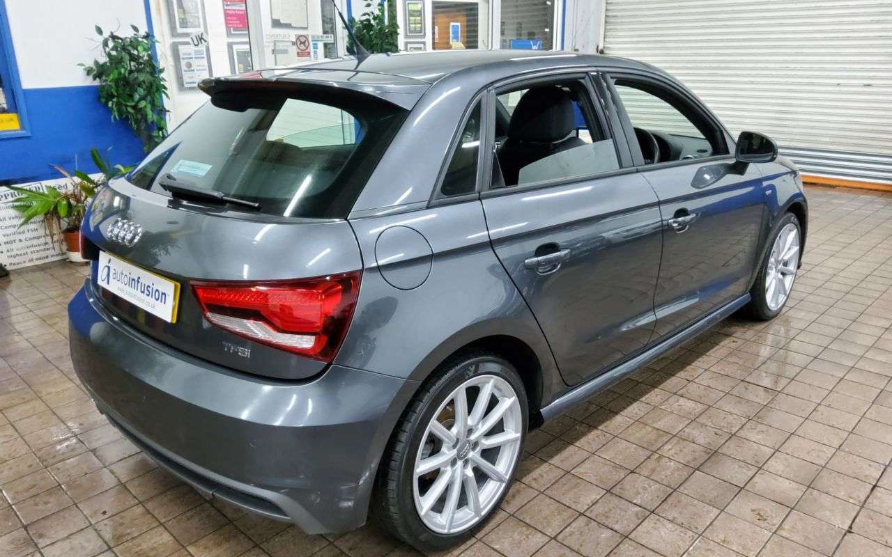 2018 AUDI A1 2018 AUDI A1
