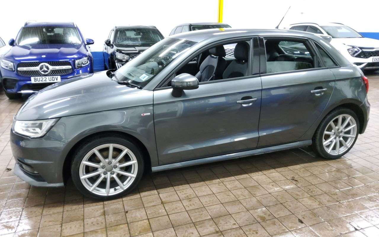 2018 AUDI A1 2018 AUDI A1