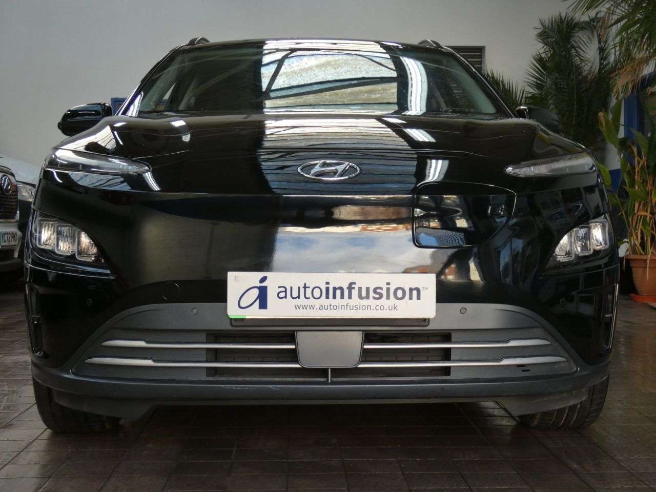 A 2021 HYUNDAI KONA 64kWh Premium SUV 5dr Electric Auto (10.5kW Charger) (204 ps) HYUNDAI WARRA A 2021 HYUNDAI KONA 64kWh Premium SUV 5dr Electric Auto (10.5kW Charger) (204 ps) HYUNDAI WARRA