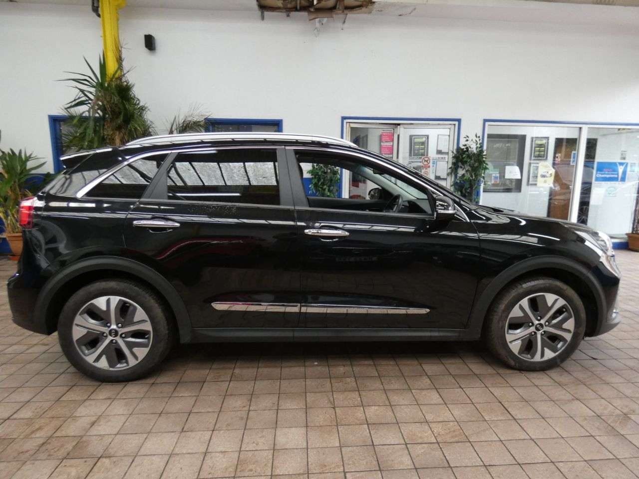 2021 KIA NIRO 2021 KIA NIRO