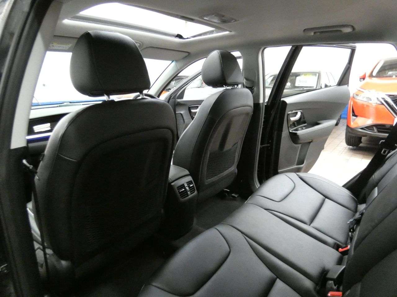 2021 KIA NIRO 2021 KIA NIRO