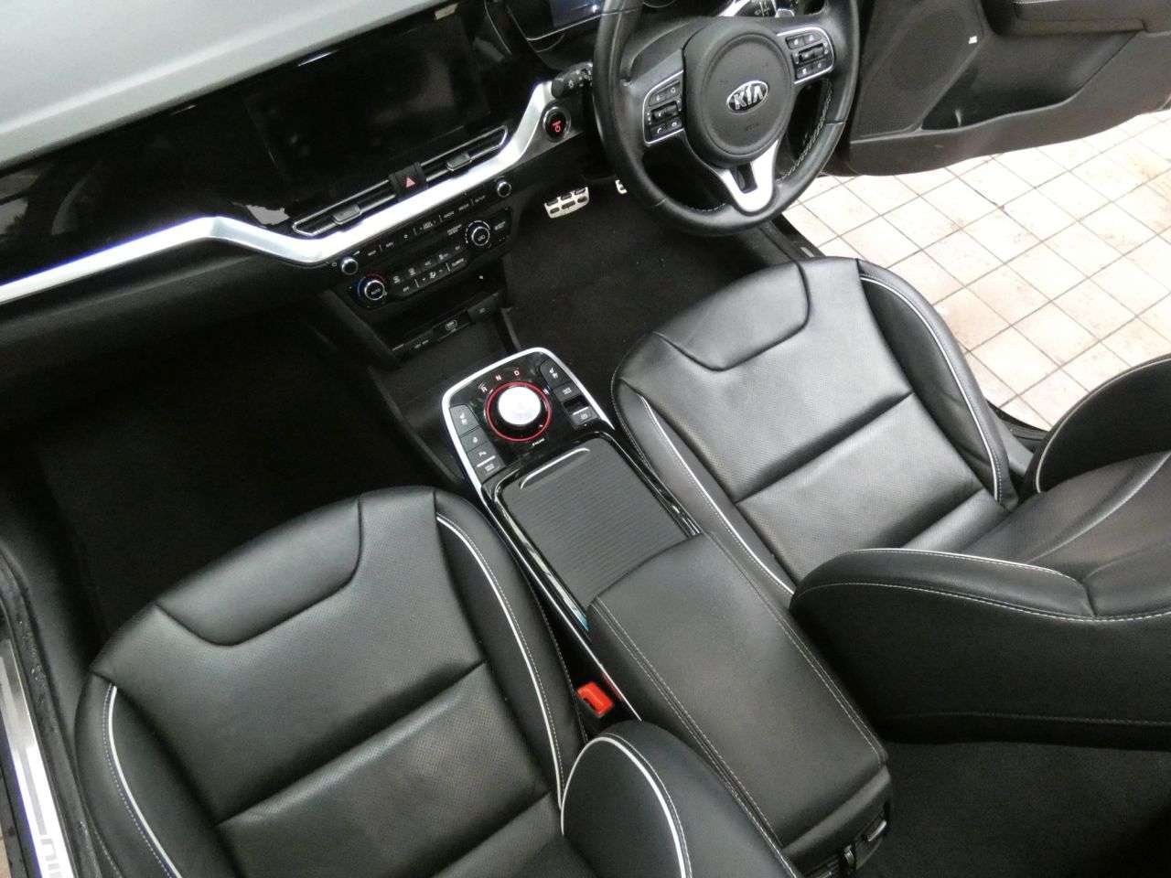 2021 KIA NIRO 2021 KIA NIRO