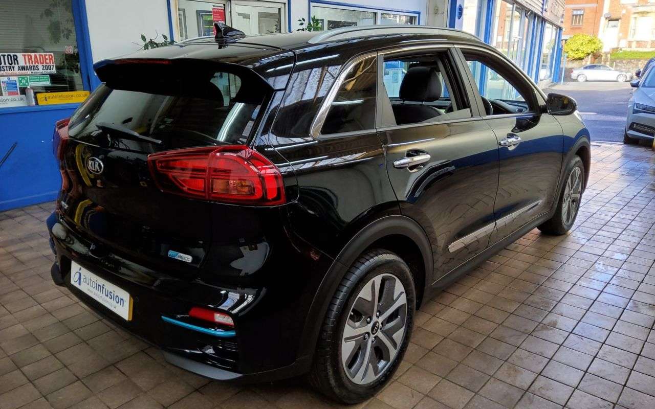 2021 KIA NIRO 2021 KIA NIRO