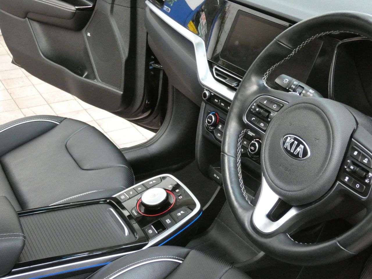 2021 KIA NIRO 2021 KIA NIRO