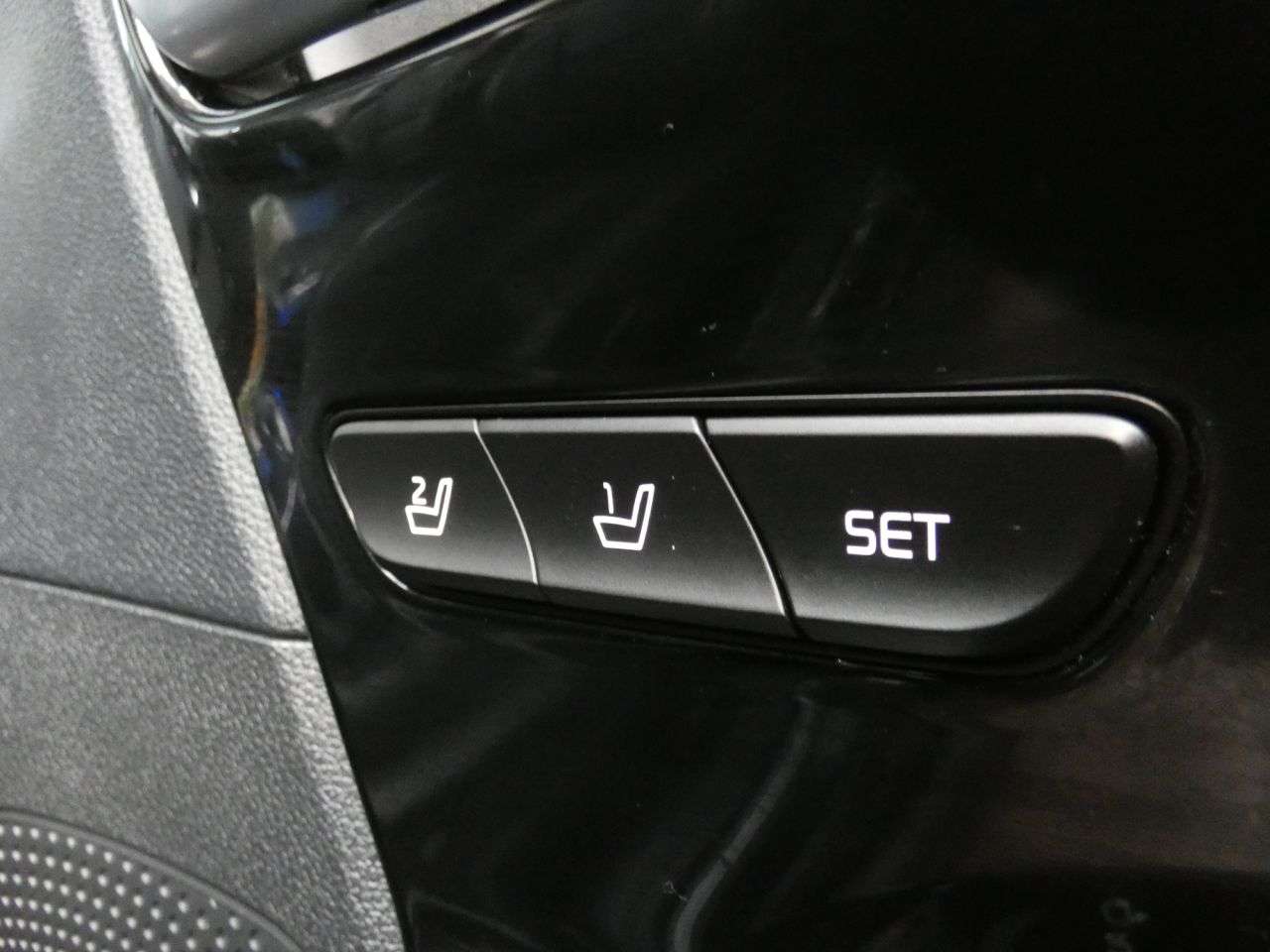 2021 KIA NIRO 2021 KIA NIRO