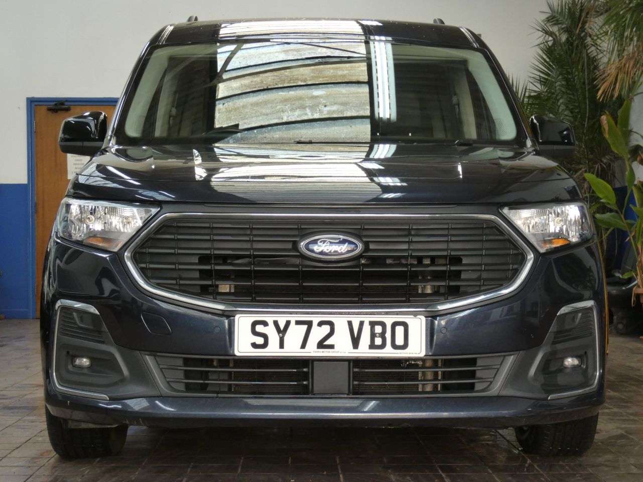 A 2023 FORD GRAND TOURNEO CONNECT 2.0 EcoBlue Titanium MPV 5dr Diesel Manual Euro 6 (s/s) (122 ps) 1 OWNER SE A 2023 FORD GRAND TOURNEO CONNECT 2.0 EcoBlue Titanium MPV 5dr Diesel Manual Euro 6 (s/s) (122 ps) 1 OWNER SE