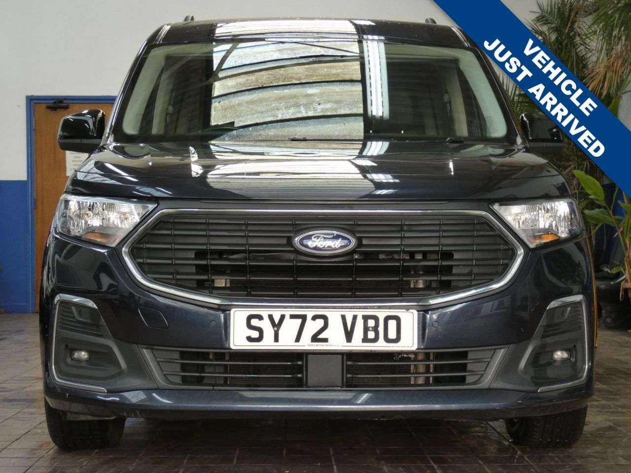 A 2023 FORD GRAND TOURNEO CONNECT 2.0 EcoBlue Titanium MPV 5dr Diesel Manual Euro 6 (s/s) (122 ps) 1 OWNER SE A 2023 FORD GRAND TOURNEO CONNECT 2.0 EcoBlue Titanium MPV 5dr Diesel Manual Euro 6 (s/s) (122 ps) 1 OWNER SE