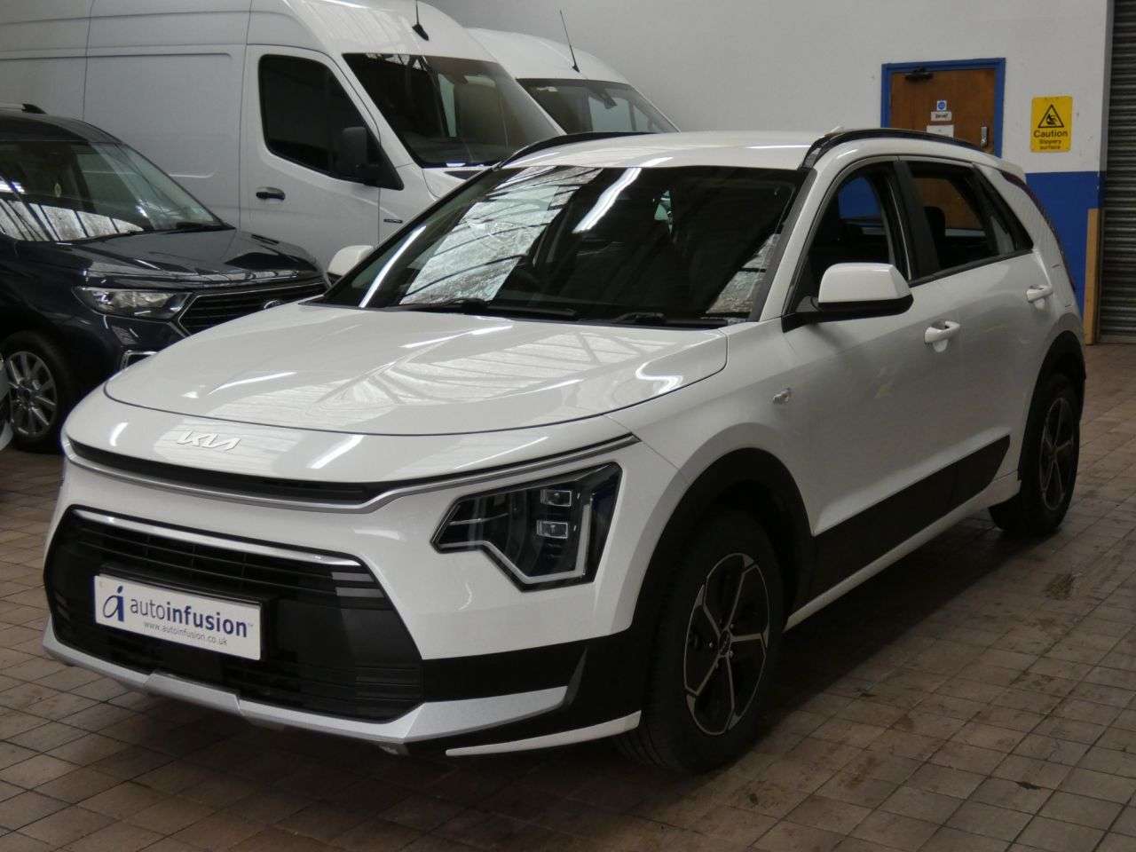 A 2022 KIA NIRO 1.6h GDi 2 SUV 5dr Petrol Hybrid DCT Euro 6 (s/s) (139 bhp) FULL KIA SERVIC A 2022 KIA NIRO 1.6h GDi 2 SUV 5dr Petrol Hybrid DCT Euro 6 (s/s) (139 bhp) FULL KIA SERVIC