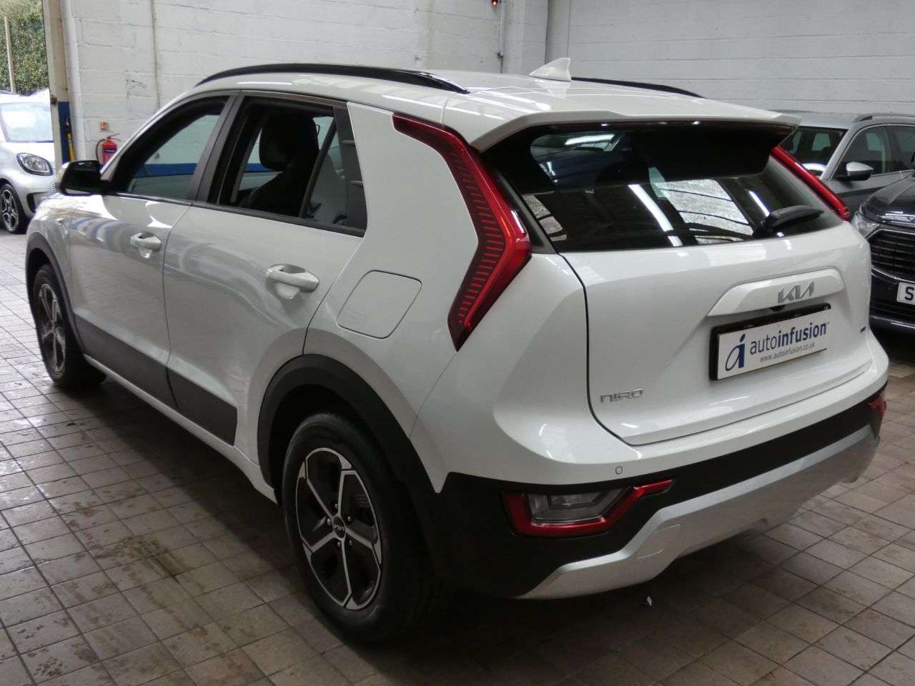 A 2022 KIA NIRO 1.6h GDi 2 SUV 5dr Petrol Hybrid DCT Euro 6 (s/s) (139 bhp) FULL KIA SERVIC A 2022 KIA NIRO 1.6h GDi 2 SUV 5dr Petrol Hybrid DCT Euro 6 (s/s) (139 bhp) FULL KIA SERVIC