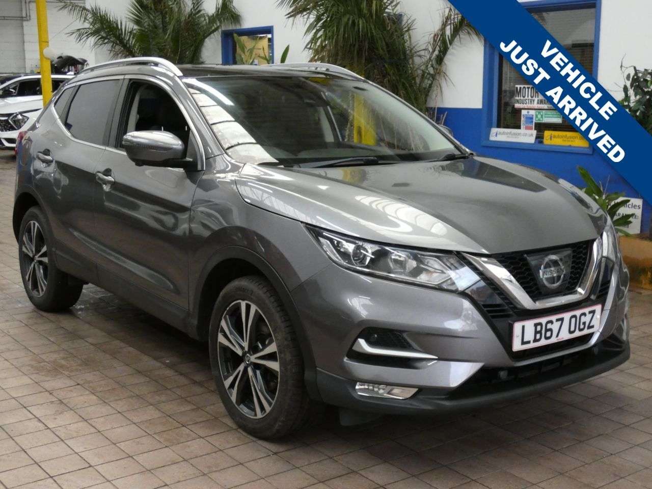 A 2018 NISSAN QASHQAI 1.2 DIG-T N-Connecta SUV 5dr Petrol Manual Euro 6 (s/s) (115 ps) 2 OWNERS E A 2018 NISSAN QASHQAI 1.2 DIG-T N-Connecta SUV 5dr Petrol Manual Euro 6 (s/s) (115 ps) 2 OWNERS E