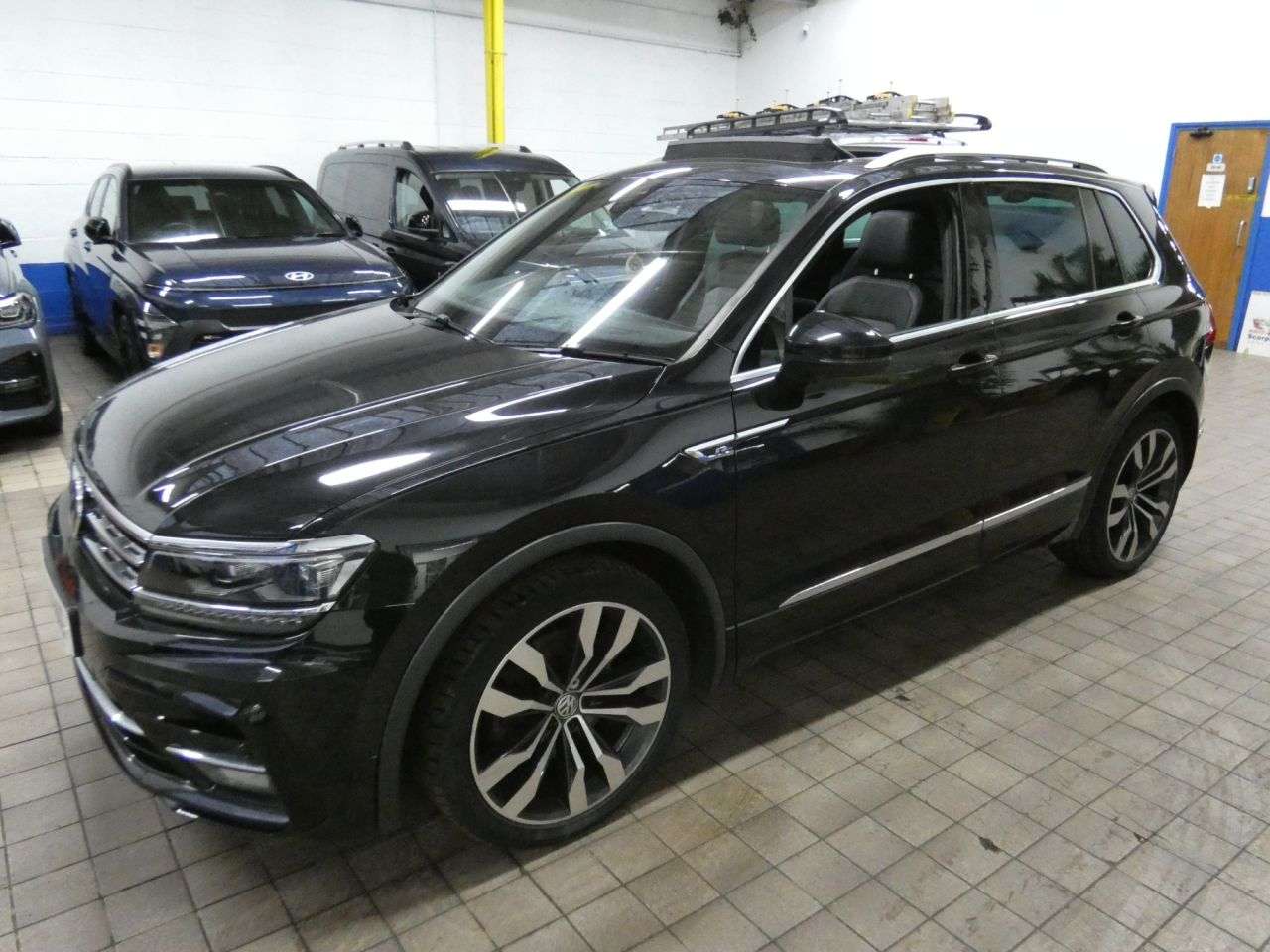 2018 VOLKSWAGEN TIGUAN 2018 VOLKSWAGEN TIGUAN