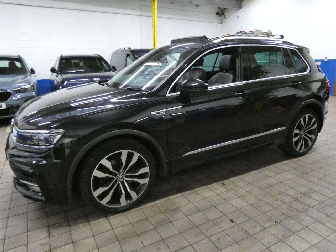 2018 VOLKSWAGEN TIGUAN 2018 VOLKSWAGEN TIGUAN