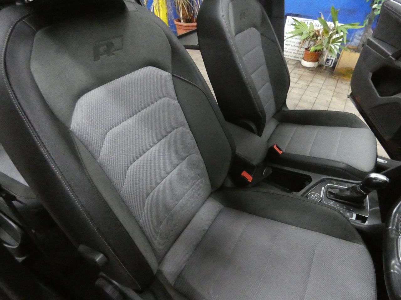 2018 VOLKSWAGEN TIGUAN 2018 VOLKSWAGEN TIGUAN