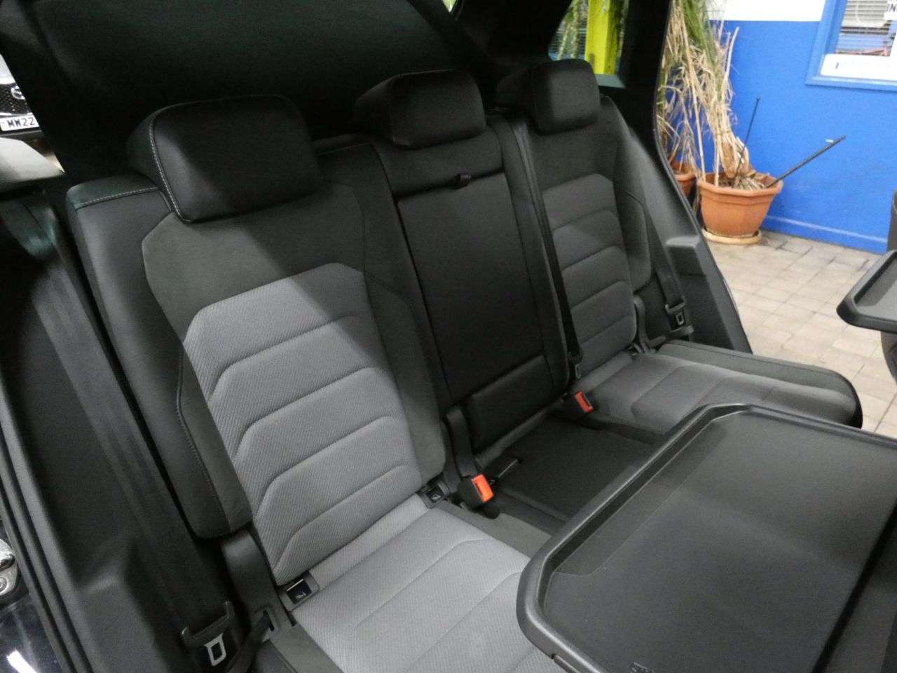 2018 VOLKSWAGEN TIGUAN 2018 VOLKSWAGEN TIGUAN