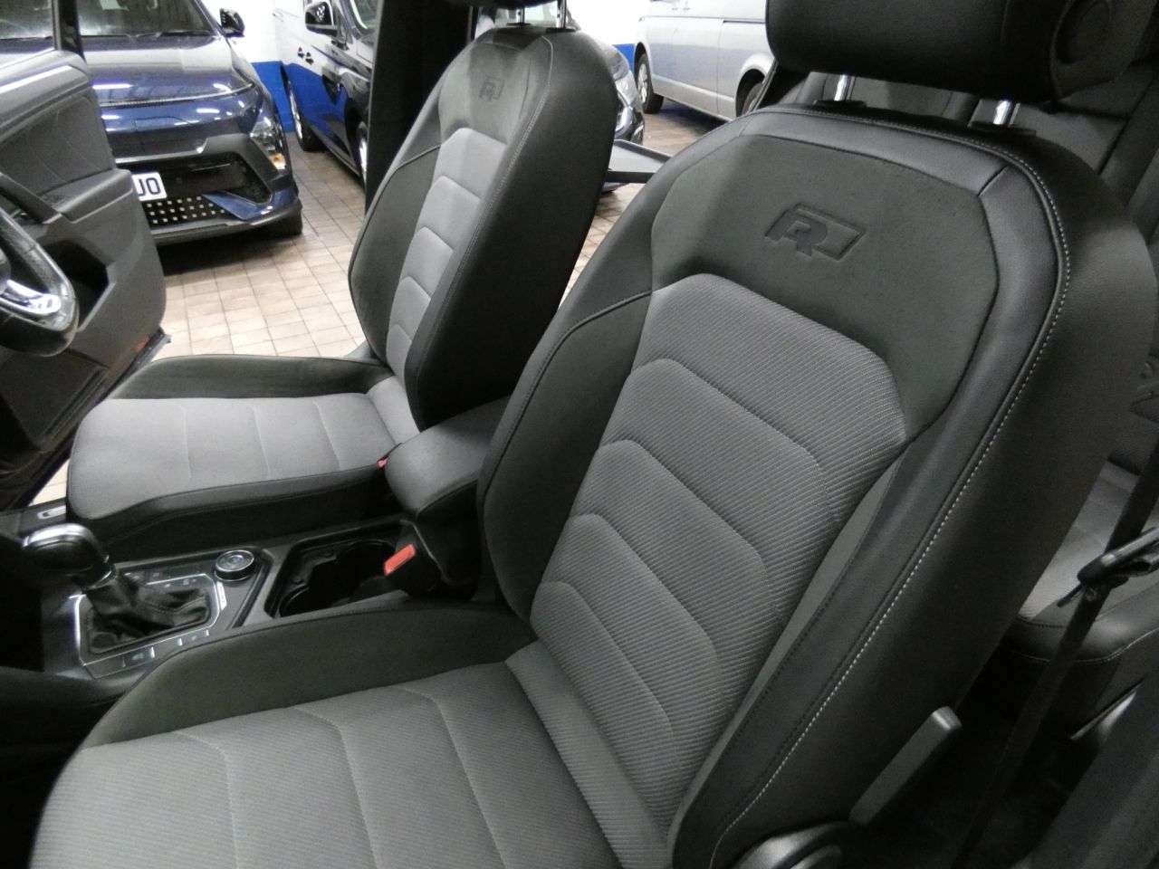 2018 VOLKSWAGEN TIGUAN 2018 VOLKSWAGEN TIGUAN