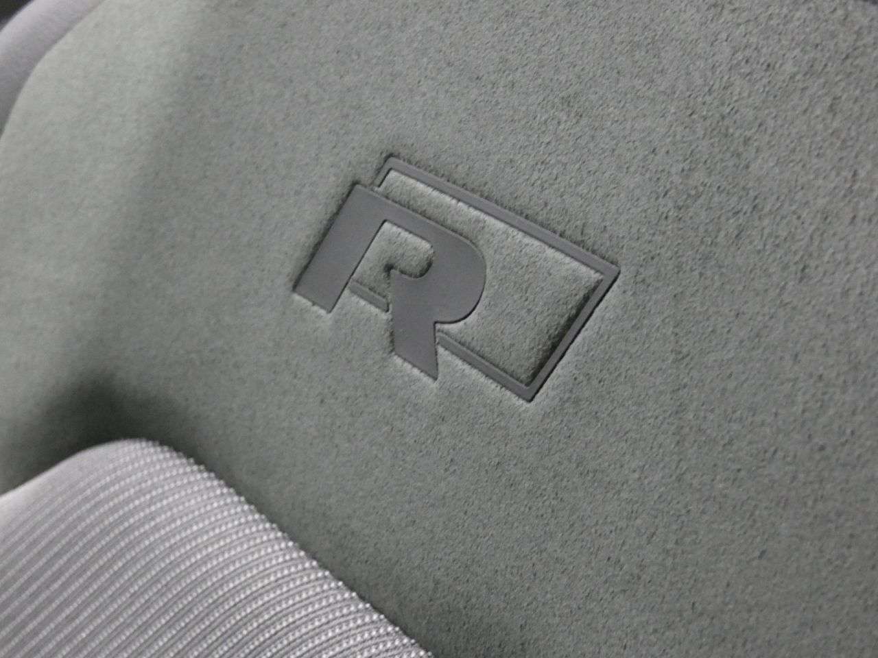 2018 VOLKSWAGEN TIGUAN 2018 VOLKSWAGEN TIGUAN